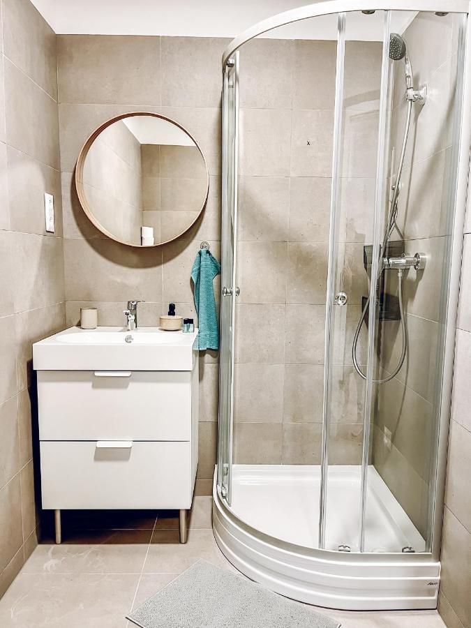 T32 Modern Apartment *